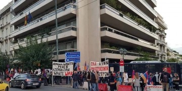 Διαμαρτυρία Αρμενίων στην Αθήνα για το Ναγκόρνο Καραμπάχ – Παραδόθηκε υπόμνημα στην Αντιπροσωπεία της ΕΕ