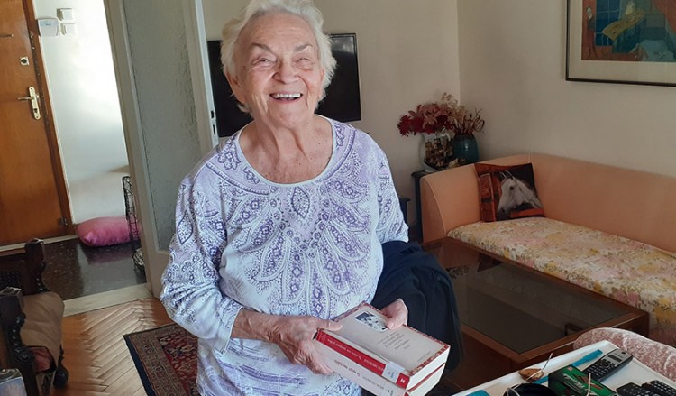 Θεσσαλονίκη: Θαμώνας της Δημοτικής Βιβλιοθήκης, ετών 92!