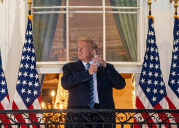 Ο Τραμπ βγήκε από το νοσοκομείο – «Κινηματογραφική» επιστροφή στον Λευκό Οίκο