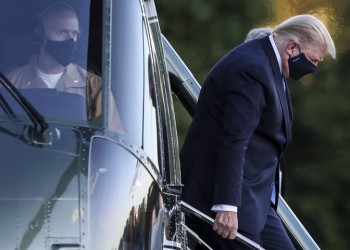 Σύγχυση για την υγεία του Τραμπ – Δεν είναι εντελώς «εκτός κινδύνου»