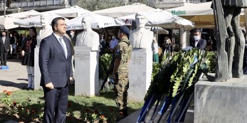 Θεσσαλονίκη: Κατάθεση στεφάνων και επιμνημόσυνη δέηση για την Ημέρα του Μακεδονικού Αγώνα