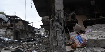 Συνεχίζονται οι συγκρούσεις στο Ναγκόρνο Καραμπάχ – Ανησυχία για τους αμάχους