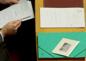 Προσχέδιο προϋπολογισμού: Τι προβλέπει για το 2021