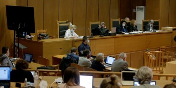 Δίκη Χρυσής Αυγής: Ένταση με αφορμή την εισαγγελική πρόταση για τους καταδικασθέντες
