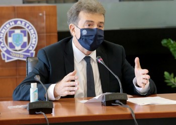 Σε προληπτική καραντίνα ο Μιχάλης Χρυσοχοΐδης