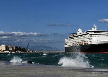 Καιρός: Επιμένουν οι βοριάδες την Κυριακή, ανεβαίνει λίγο η θερμοκρασία