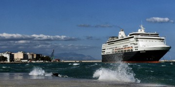 Καιρός: Επιμένουν οι βοριάδες την Κυριακή, ανεβαίνει λίγο η θερμοκρασία