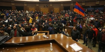 «Οδυνηρή συμφωνία» από την Αρμενία για το Ναγκόρνο Καραμπάχ