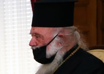 Θετικός στον κορονοϊό ο Ιερώνυμος, εισήχθη στον «Ευαγγελισμό»