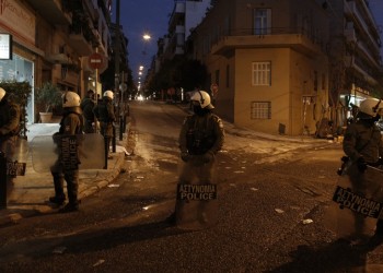 Πέντε συλλήψεις για επιθέσεις σε βάρος αστυνομικών στα Σεπόλια