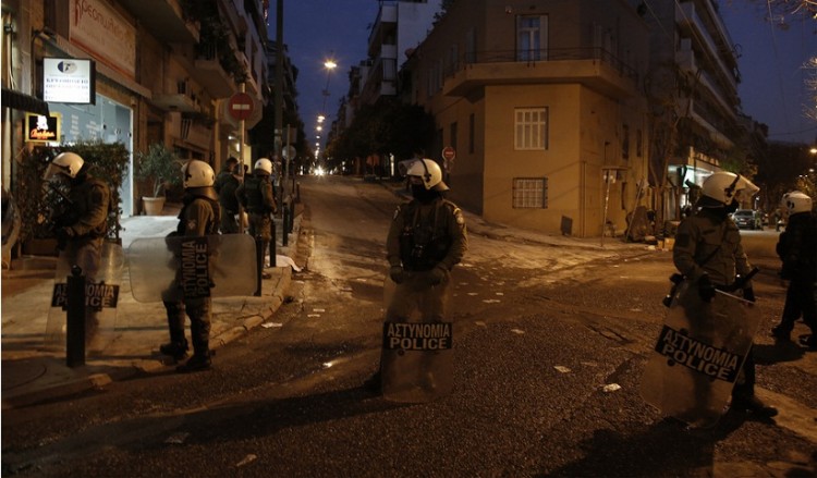 Πέντε συλλήψεις για επιθέσεις σε βάρος αστυνομικών στα Σεπόλια