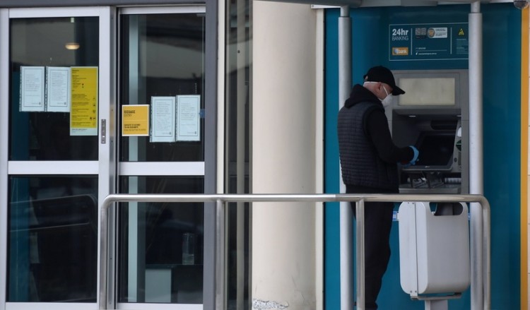 Από σήμερα η αύξηση προσωρινών συντάξεων και τα αναδρομικά σε 65.251 συνταξιούχους