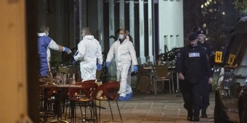 Τρόμος στη Βιέννη: Ισλαμιστής τρομοκράτης ο δράστης της αιματηρής επίθεσης (βίντεο)