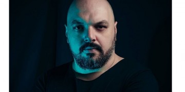 Νεκρός από κορονοϊό ο 39χρονος Έλληνας Dj Decibel