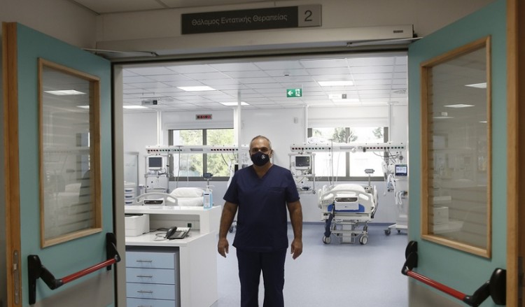 Νέο ρεκόρ διασωληνωμένων με Covid-19 – 2.835 επιπλέον κρούσματα και 38 θάνατοι