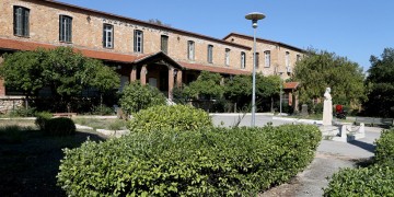 Στη φυλακή οδηγείται μετά την καταδίκη του ο πρώην πρόεδρος του Γηροκομείου Αθηνών