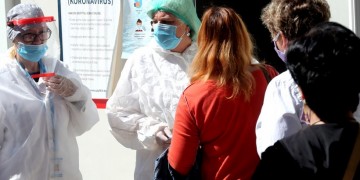 Εζρά Μπαρζιλάι: Ο SARS-CoV-2 θα μπορούσε να είναι πολύ πιο καταστροφικός