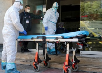 Θεσσαλονίκη: Ξεκίνησε η μεταφορά ασθενών με Covid-19 σε ιδιωτική κλινική