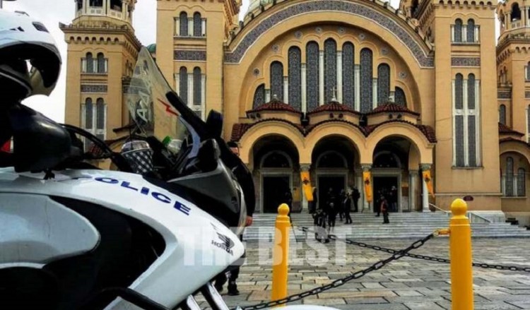 Πάτρα: Υπό αστυνομικό «κλοιό» ο Άγιος Ανδρέας