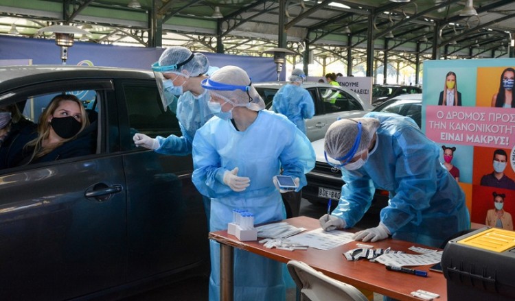 Κόκκινος συναγερμός για τον κορονοϊό στη βόρεια Ελλάδα – Τα σχέδια για το lockdown