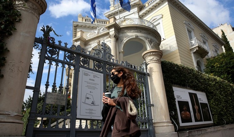 Lockdown από τις 06:00 σε όλη τη χώρα – Tα νέα μέτρα