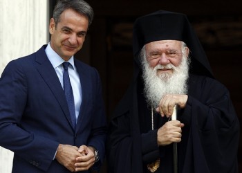 Συνάντηση Μητσοτάκη-Ιερώνυμου για την πανδημία