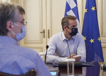 Οργιάζουν οι φήμες για καθολικό lockdown στην Ελλάδα – Ανακοινώσεις την Πέμπτη από Μητσοτάκη-Τσιόδρα