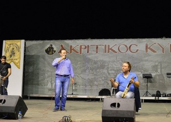 Γιώργος Ορφανίδης: 30 χρόνια προάγει την αυθεντική ποντιακή μουσική παράδοση (βίντεο)