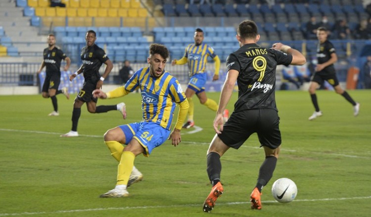 Super League: Στην κορυφή ο Άρης, νίκες για ΠΑΟΚ και ΑΕΚ
