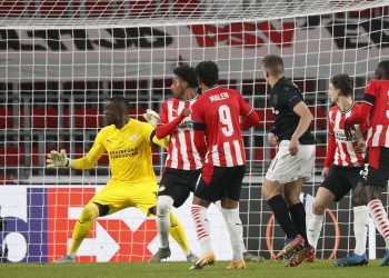 Αϊντχόφεν-ΠΑΟΚ 3-2: «Δικέφαλος» με δύο πρόσωπα
