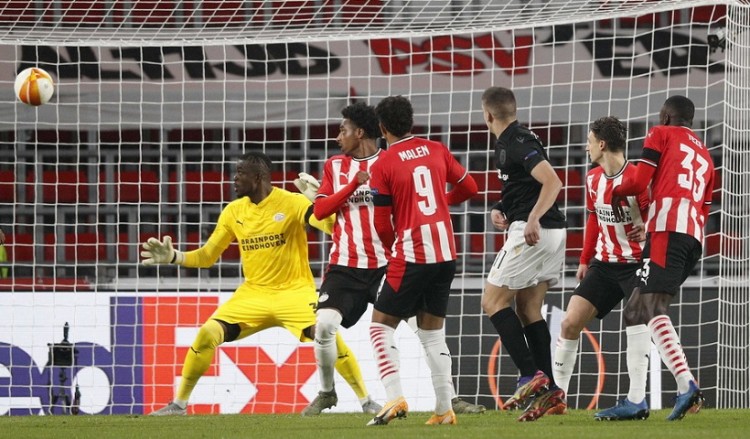 Αϊντχόφεν-ΠΑΟΚ 3-2: «Δικέφαλος» με δύο πρόσωπα