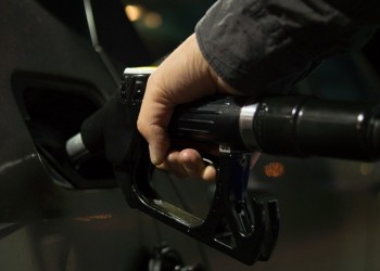 Ράλι στις τιμές του πετρελαίου λόγω των προεδρικών εκλογών στις ΗΠΑ