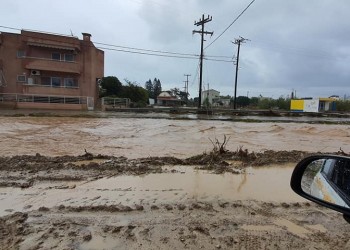 Η κακοκαιρία χτύπησε για τρίτη φορά την Κρήτη (βίντεο)