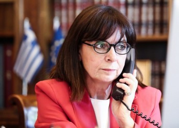 Τηλεφωνική επικοινωνία της Κατερίνας Σακελλαροπούλου με τον Άλμπερτ Μπουρλά