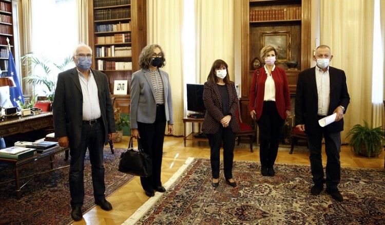 Επέτειος Πολυτεχνείου: Στη Σακελλαροπούλου το ψήφισμα για την απαγόρευση συναθροίσεων