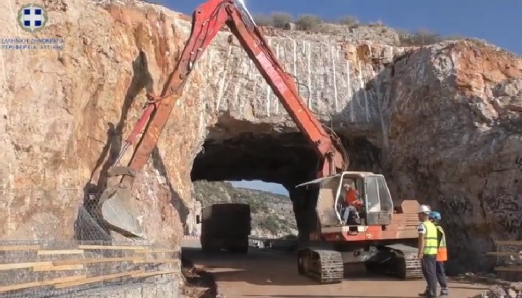 Παραδίδεται η σήραγγα Καραμανλή προς Σούνιο – Διορθώθηκαν οι ζημιές από τον «Ιανό»