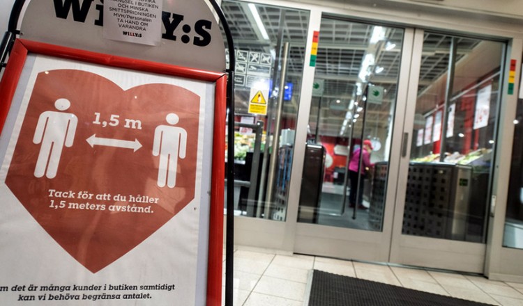 Η Σουηδία δοκιμάζεται από την πανδημία του κορονοϊού