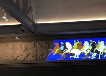 Αυστραλία: Αναδεικνύεται και «ζωντανεύει» αντίγραφο της Ζωφόρου του Παρθενώνα