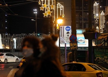 Προς παράταση το lockdown, νυχτερινή ζωή μόνο με το εμβόλιο