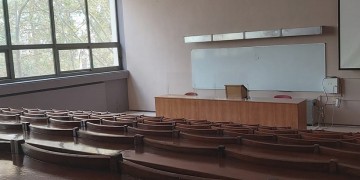 Φοιτητές του ΑΠΘ νοσταλγούν την προ-Covid ζωή στα αμφιθέατρα