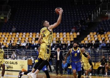 Στιγμιότυπο από το παιχνίδι Άρης-Περιστέρι (φωτ.: ΑΠΕ-ΜΠΕ / Δημήτρης Τοσίδης)