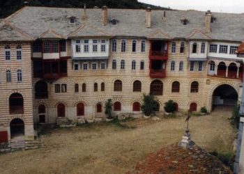 Εικόνα από τμήμα της Μονής Χιλανδραρίου στο Άγιον Όρος (φωτ. αρχείου: ΑΠΕ-ΜΠΕ / ΚΕΔΑΚ)