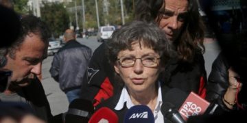 Η Ιωάννα Κούρτοβικ, συνήγορος υπεράσπισης του Δημήτρη Κουφοντίνα (φωτ. αρχείο: ΑΠΕ-ΜΠΕ / Γιάννης Κολεσίδης)