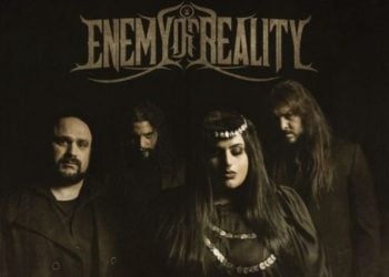 Το χέβι μέταλ γκρουπ Enemy of Reality διασκέδασε με σεβασμό το συγκλονιστικό ποντιακό τραγούδι «Την πατρίδα μ' έχασα»
