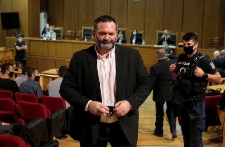 Ο καταδικασμένος ευρωβουλευτής Γιάννης Λαγός στο Εφετείο Αθηνών, πέρυσι τον Οκτώβριο (φωτ. αρχείου: ΑΠΕ-ΜΠΕ/ Παντελής Σαΐτας)