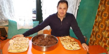 Ο Δημήτρης Τσολάκης που έκανε διάσημες τις συνταγές των γιαγιάδων του (φωτ.: ΑΠΕ-ΜΠΕ)