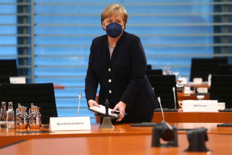 Η Άνγκελα Μέρκελ (φωτ.: EPA/Mika Schmidt / POOL)
