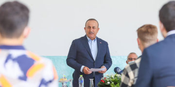 (Φωτ.: Twitter / Mevlüt Çavuşoğlu)