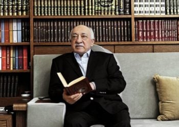 Ο Φετουλάχ Γκιουλέν (φωτ. αρχείου: EPA / Selahattin Sevi)
