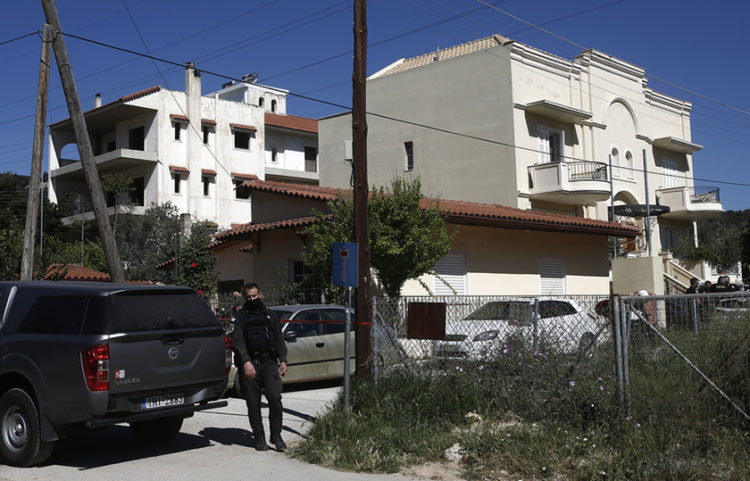H μεζονέτα του ζευγαριού στα Γλυκά Νερά (φωτ.: ΑΠΕ-ΜΠΕ / Γιάννης Κολεσίδης)